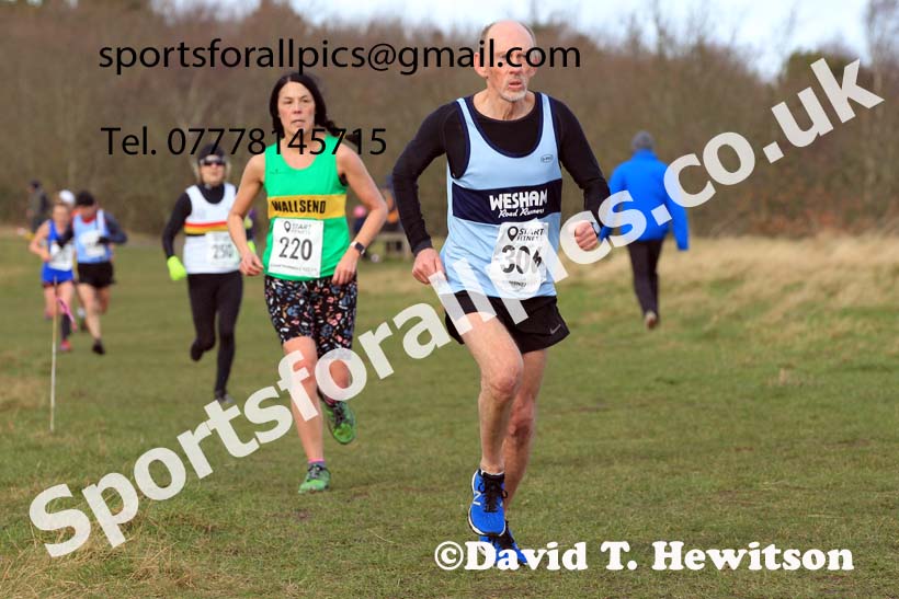 Womens and mens 35 to 65 plus, 2022 NEMAA Open Cross Country Champs., Wallsend, Tyne and Wear. Photo: David T. Hewitson/Sports for All Pics